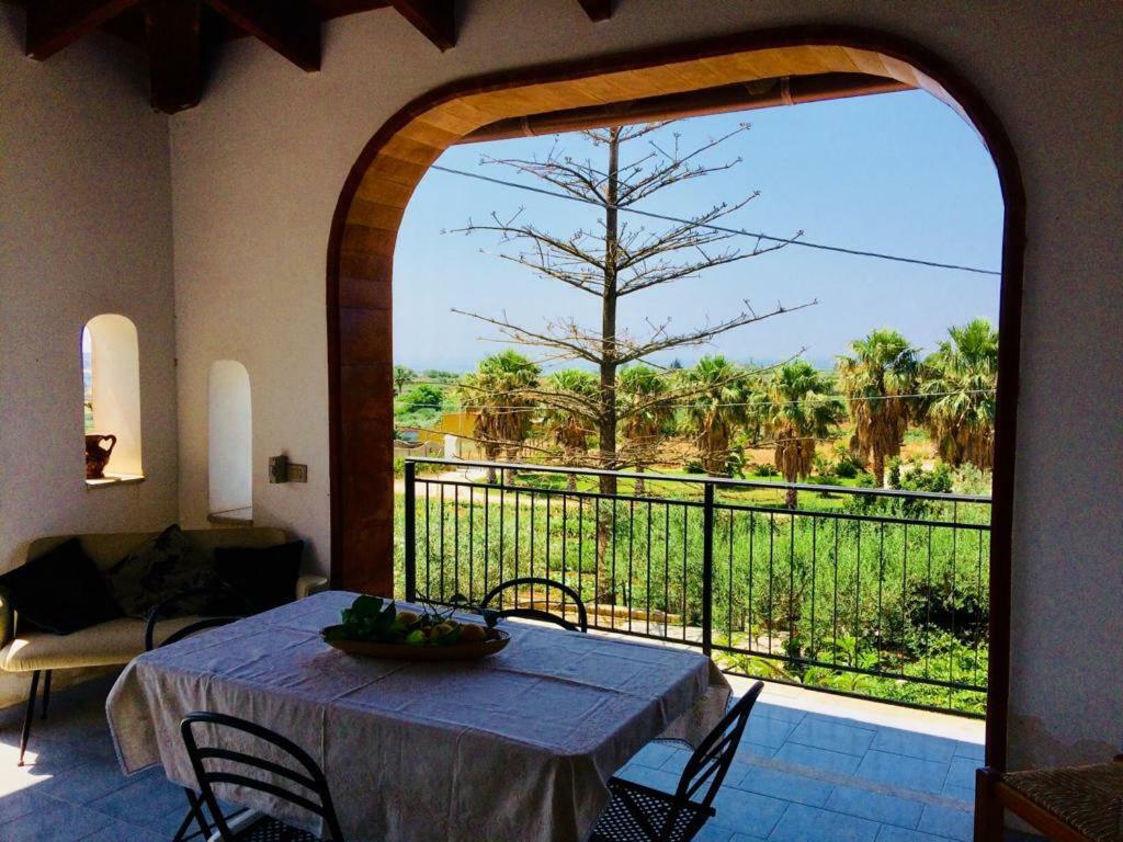 Casa Vacanza Mariaoliva Villa Menfi Exterior photo